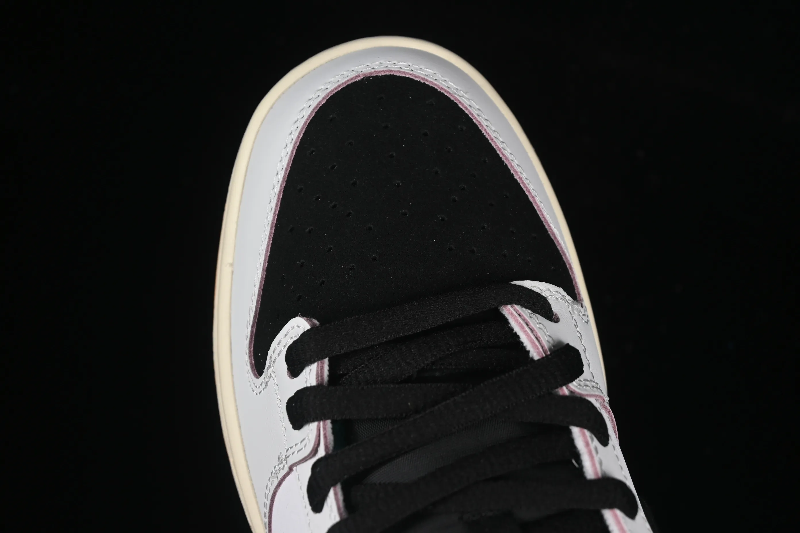 All Categories Nk SB Dunk Series Nk SB Dunk Low Low-top sneakers CSEF x Nike SB Dunk Low Education Foundation co-branded low-top casual sneakers HJ4132-100